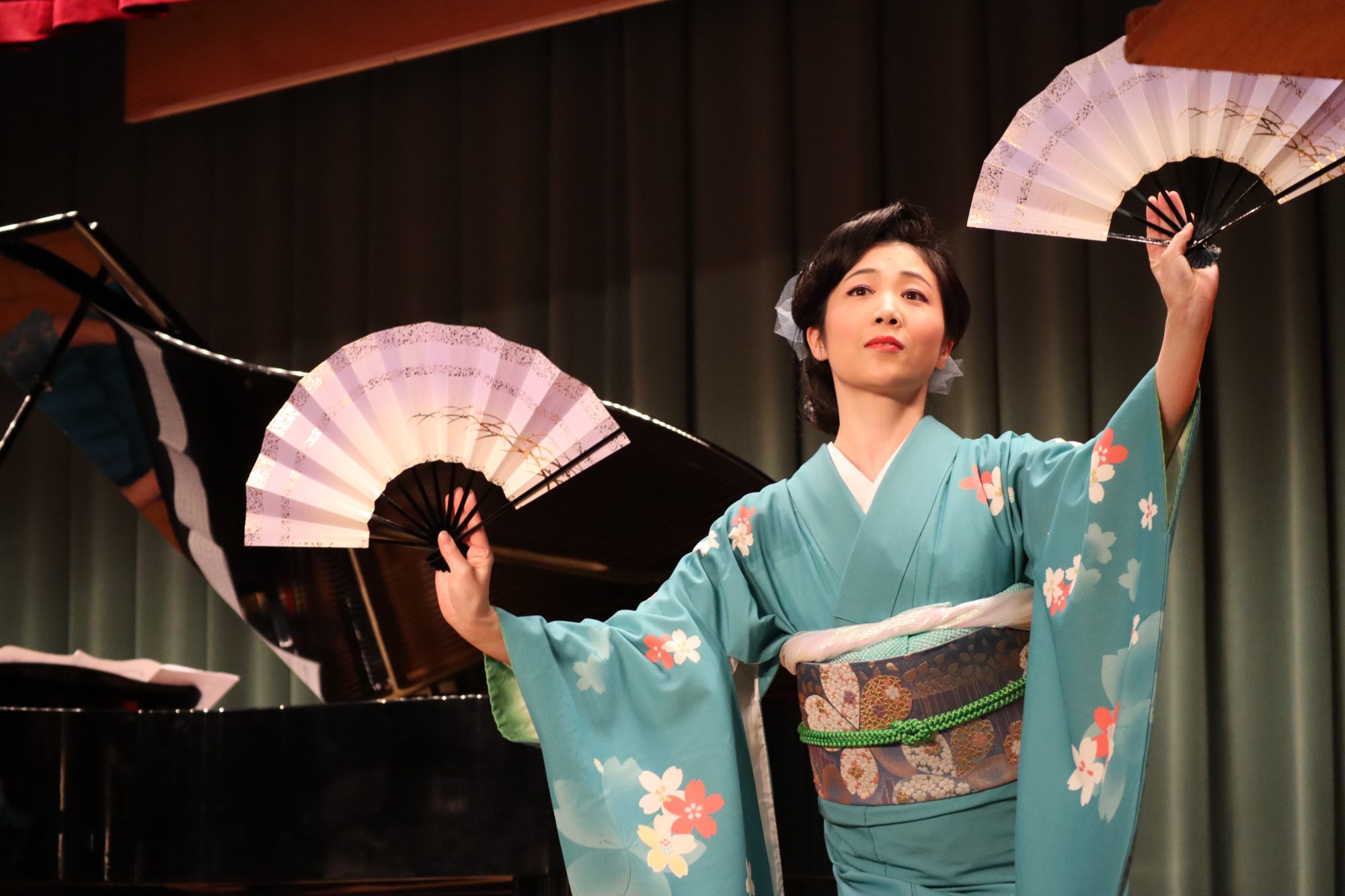 講師プロフィール | 西崎緑乃佳の日本舞踊教室